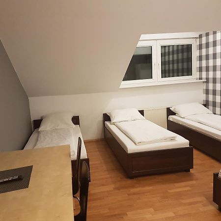 Duszka Hostel Warszawa Exteriör bild