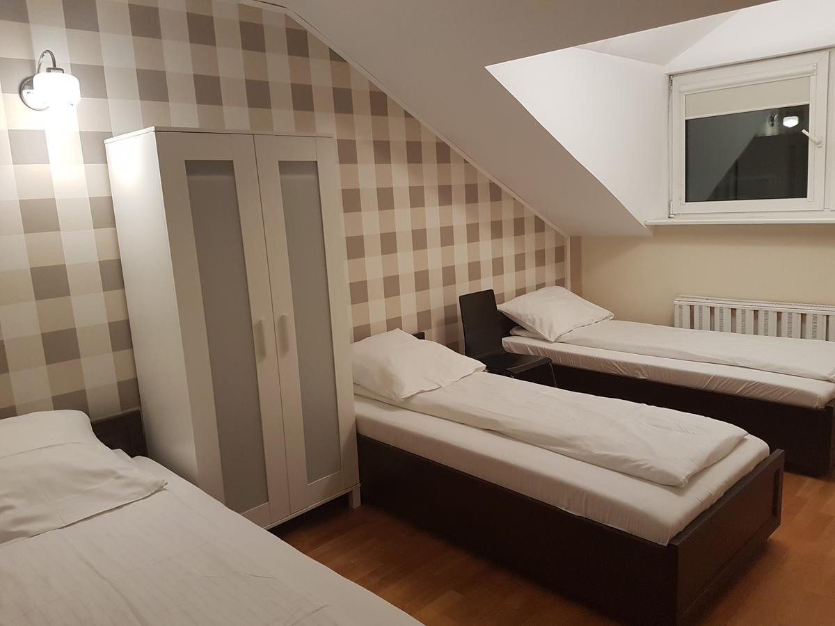 Duszka Hostel Warszawa Exteriör bild